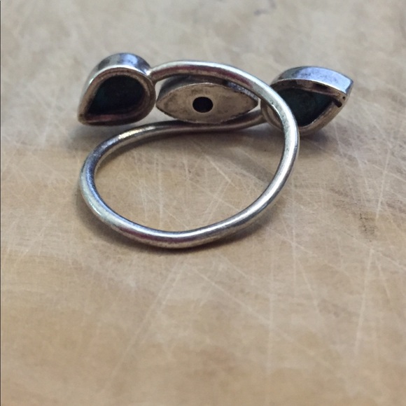 Vintage inlaid turquoise and coral silver ring - Picture 6 of 6